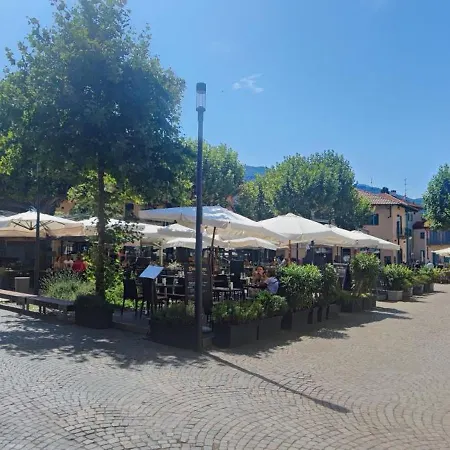 La Strecia Apartmán Stresa